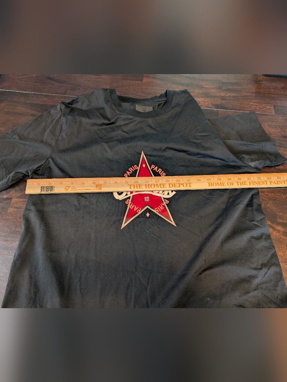 Givenchy Black Tee with Red Star Logo, Mens XL - Picture 4 of 9